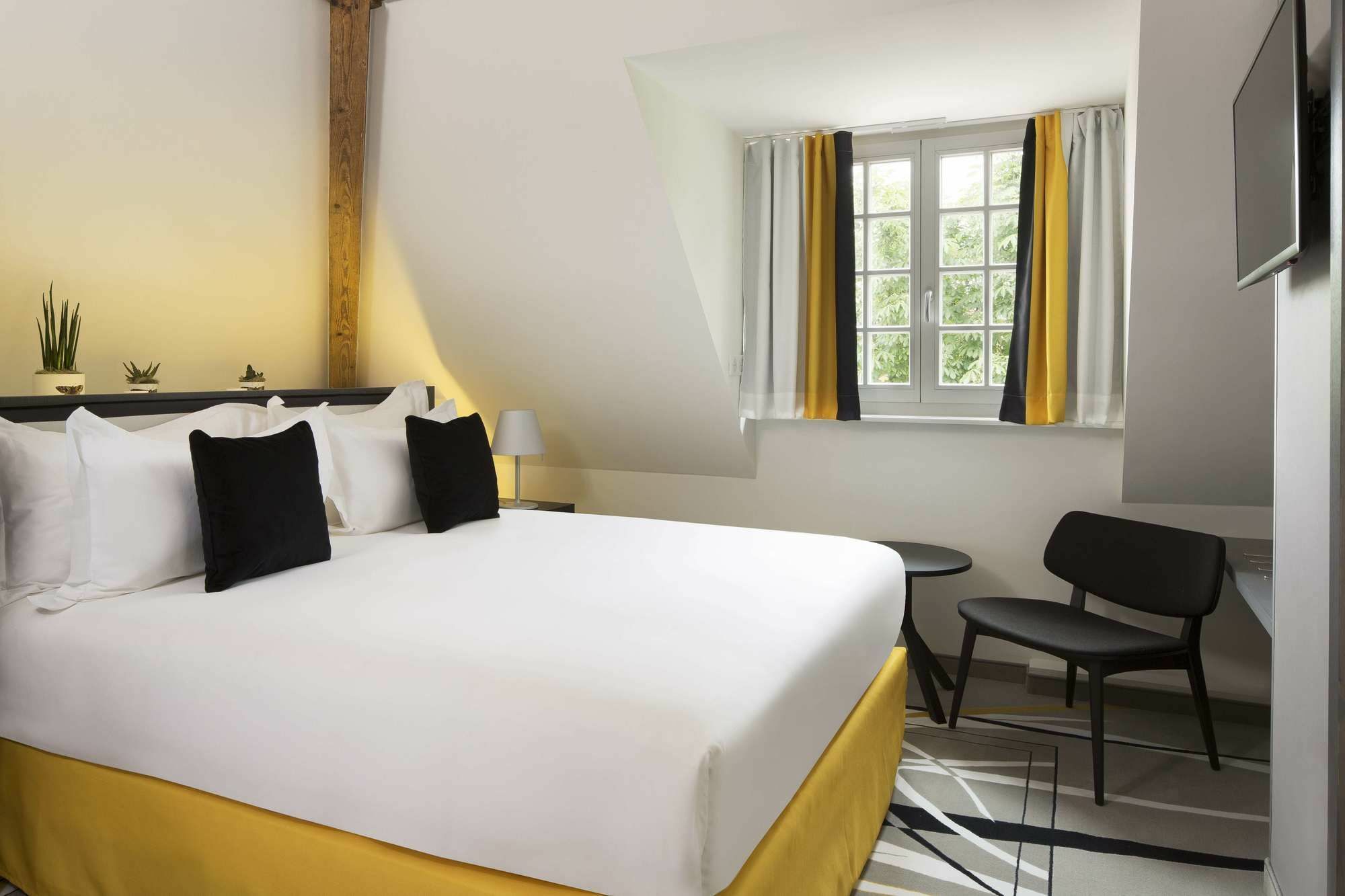 BOUTIQUE HOTEL DES XV STRASBOURG 4 France from 119 HOTELMIX